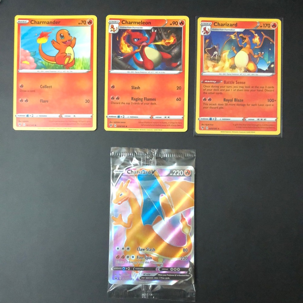 Charizard V Holo (sealed) & Charizard Bundle
